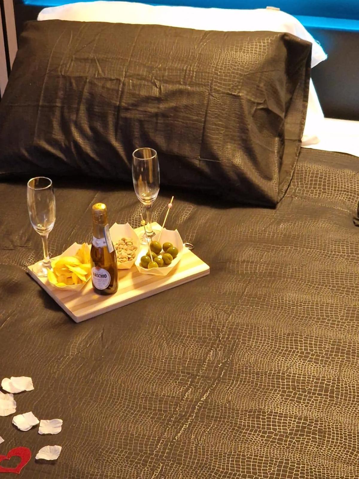Apartamento Charm E Chic Nápoles Exterior foto